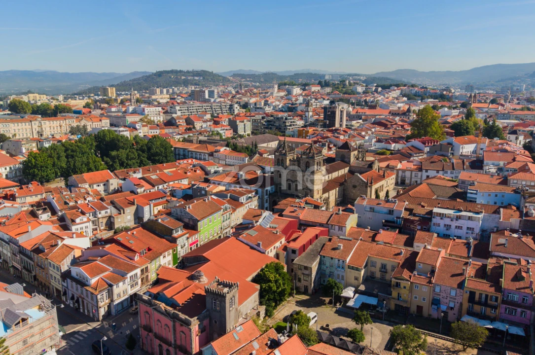 Apartamento T4 para Venda em Braga (Maximinos, Sé e Cividade) Foto 40