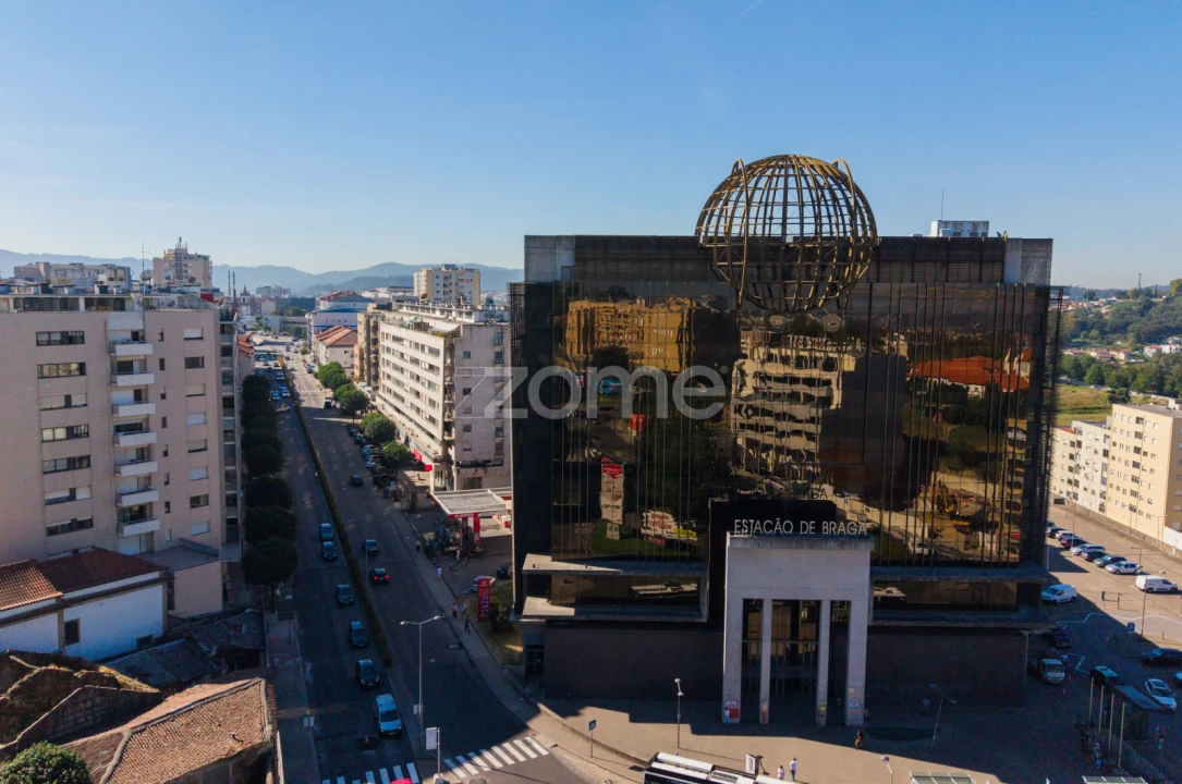 Apartamento T4 para Venda em Braga (Maximinos, Sé e Cividade) Foto 20