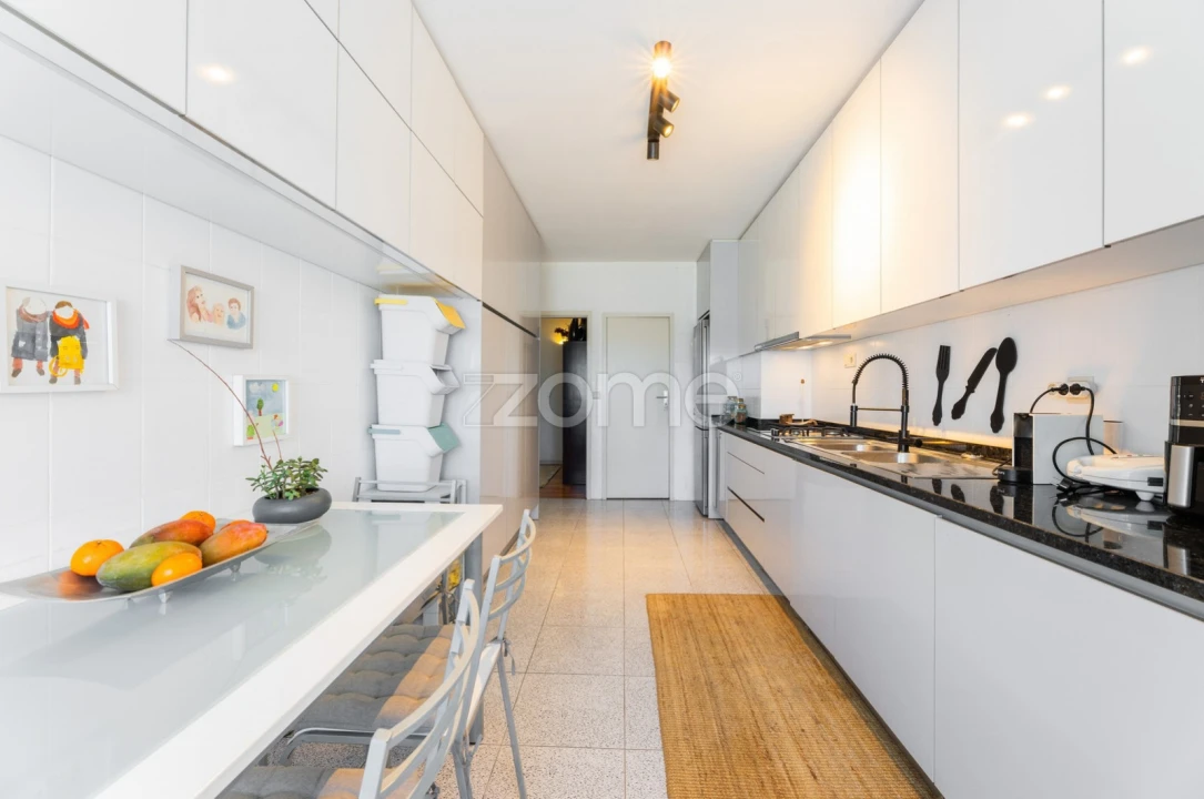 Apartamento T4 para Venda em Braga (Maximinos, Sé e Cividade) Foto 9