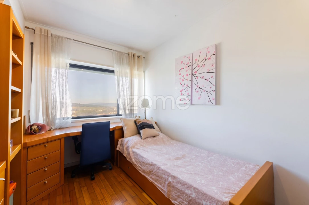 Apartamento T4 para Venda em Braga (Maximinos, Sé e Cividade) Foto 15