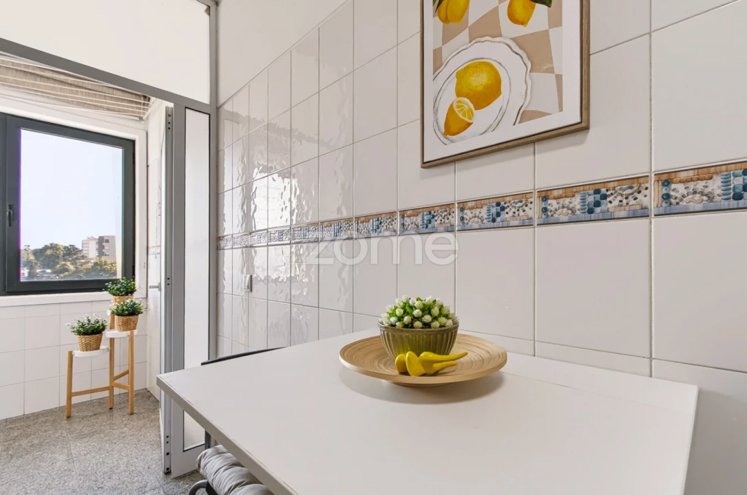 Apartamento T2 para Venda em Rio Tinto Foto 18