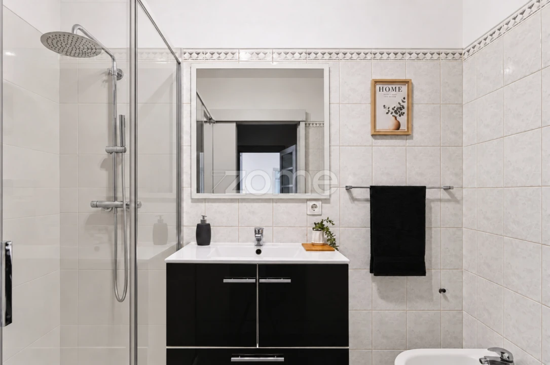 Apartamento T2 para Venda em Rio Tinto Foto 32