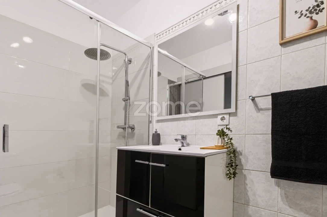 Apartamento T2 para Venda em Rio Tinto Foto 33