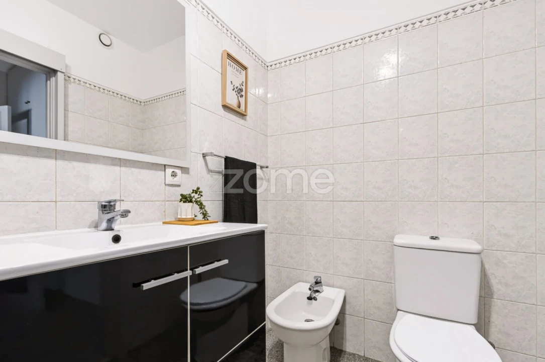 Apartamento T2 para Venda em Rio Tinto Foto 34