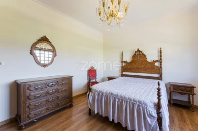 Moradia T3 para Venda em Lomar e Arcos