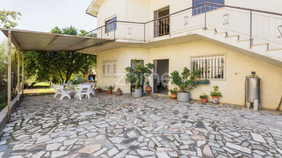 Moradia T3 para Venda em Lomar e Arcos