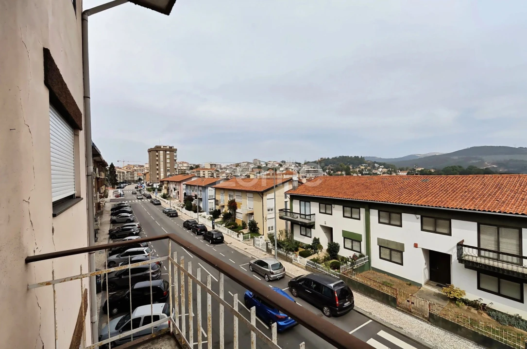 Apartamento T4 para Venda em O. Azeméis, Riba-Ul, Ul, Macinhata Seixa, Madail Foto 14