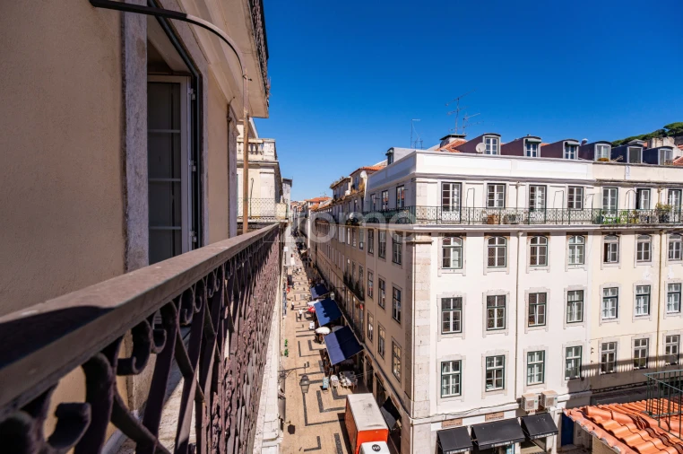 Prédio para Venda em Santa Maria Maior Foto 2