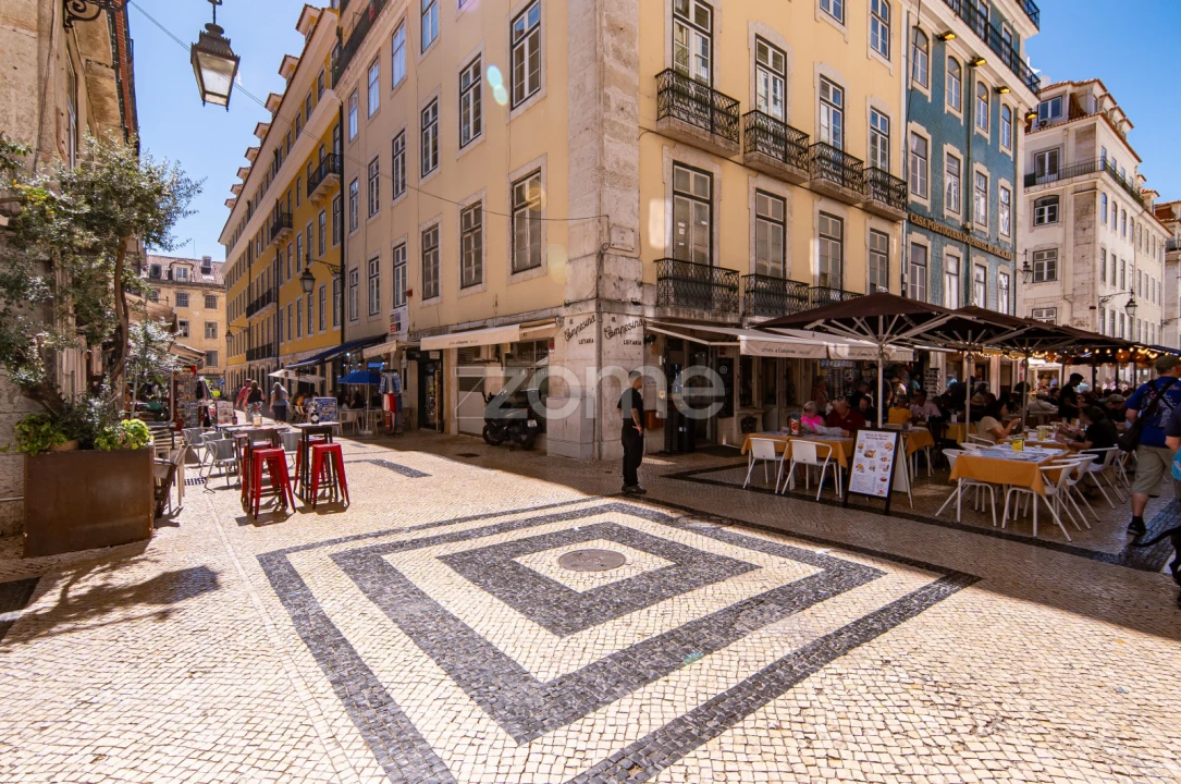 Prédio para Venda em Santa Maria Maior Foto 21