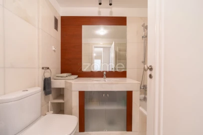 Apartamento T2 para Arrendamento em São Domingos de Benfica