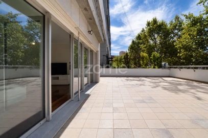 Apartamento T2 para Arrendamento em São Domingos de Benfica