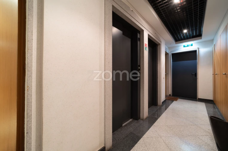 Apartamento T2 para Arrendamento em São Domingos de Benfica Foto 23