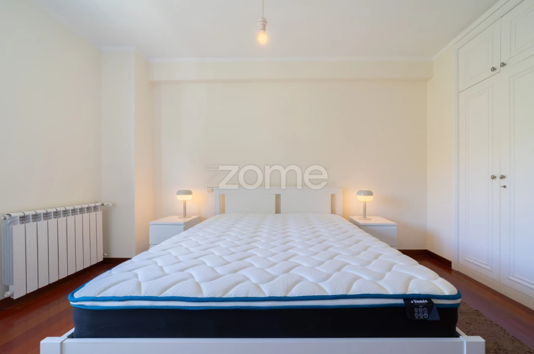 Apartamento T2 para Arrendamento em São Domingos de Benfica Foto 14