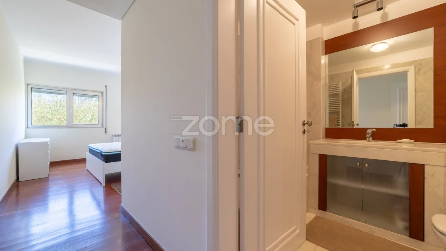 Apartamento T2 para Arrendamento em São Domingos de Benfica