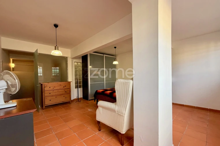 Moradia T6 para Venda em Carcavelos e Parede Foto 29