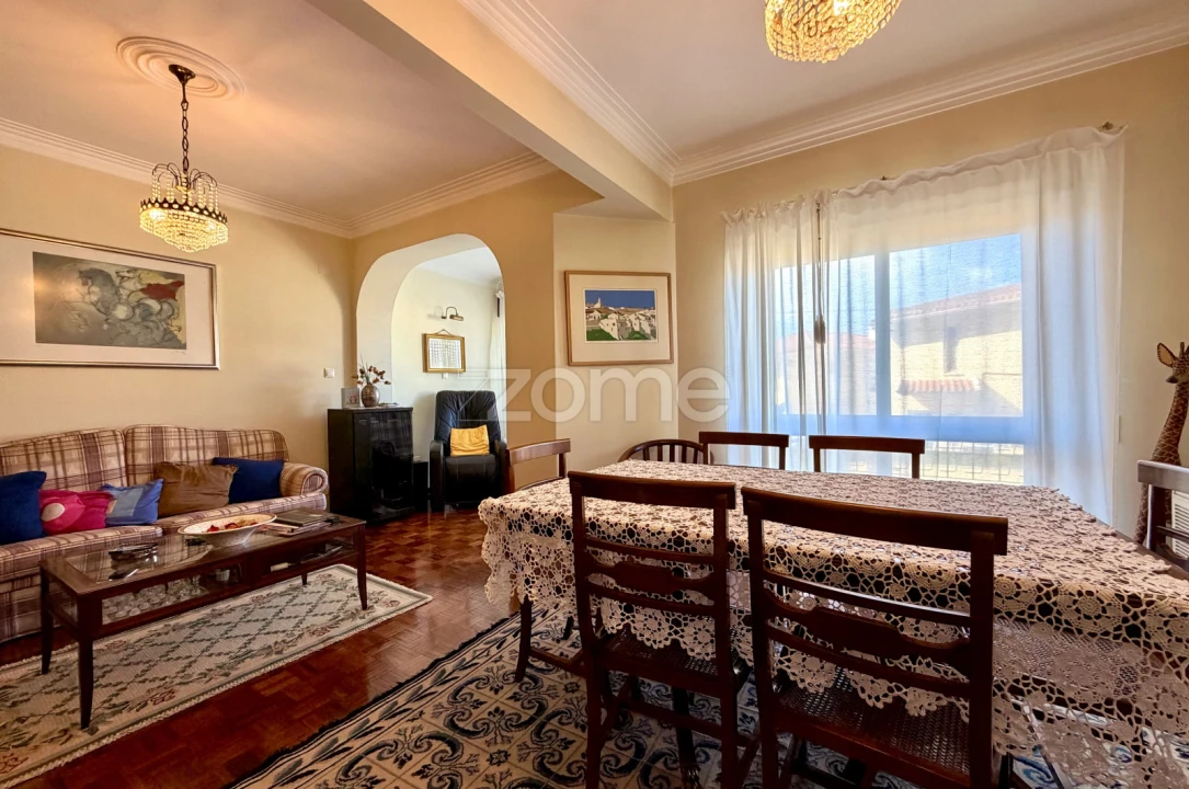 Moradia T6 para Venda em Carcavelos e Parede Foto 6