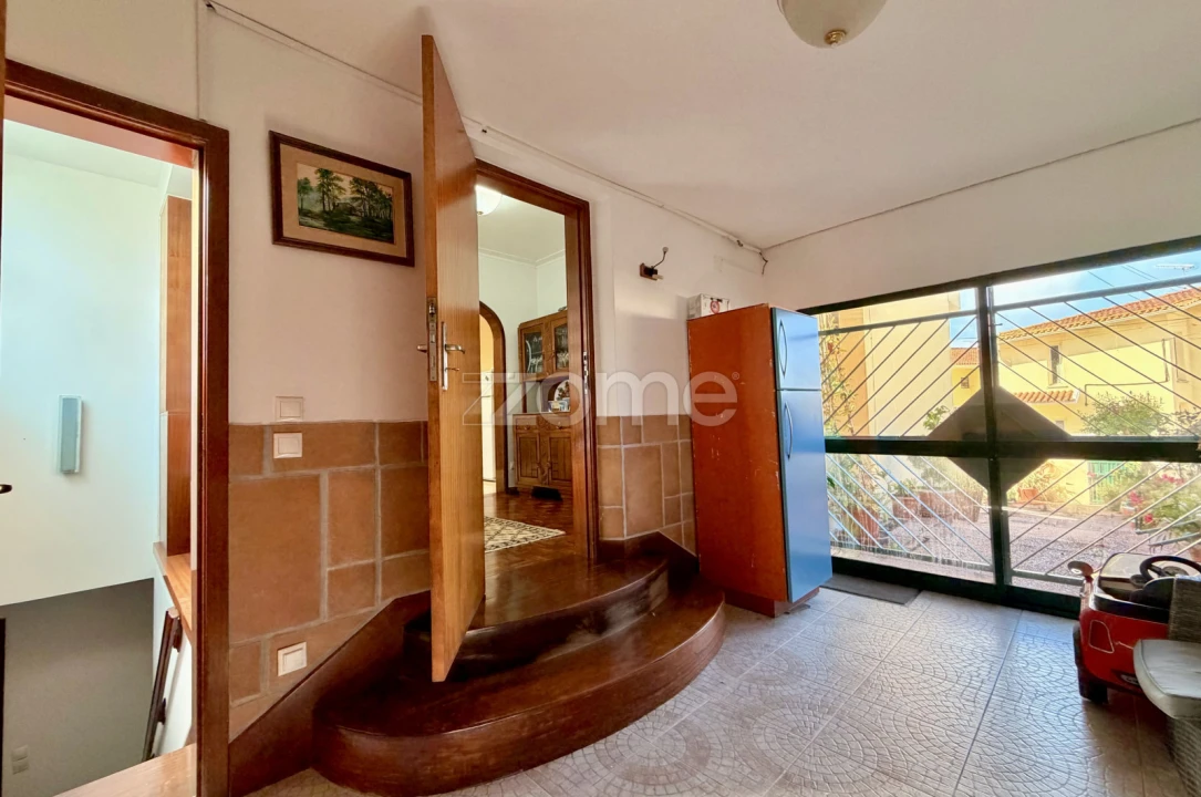 Moradia T6 para Venda em Carcavelos e Parede Foto 23