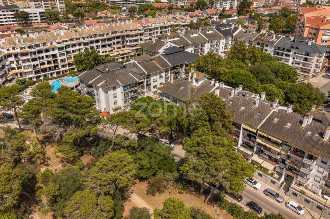 Apartamento T3 para Venda em Carcavelos e Parede Foto 1