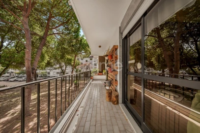 Apartamento T3 para Venda em Carcavelos e Parede