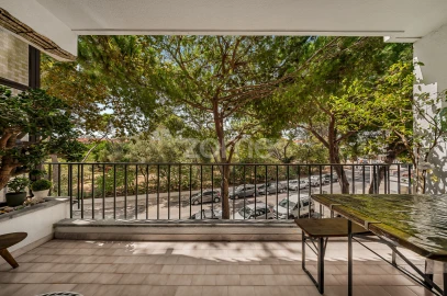 Apartamento T3 para Venda em Carcavelos e Parede