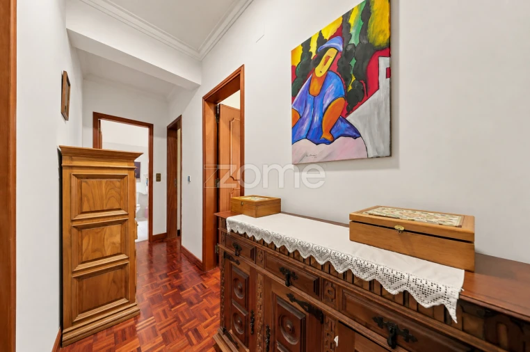Apartamento T3 para Venda em Carcavelos e Parede Foto 15