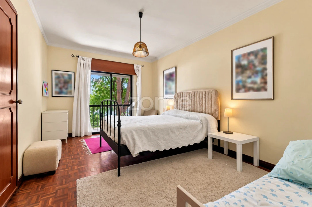 Apartamento T3 para Venda em Carcavelos e Parede Foto 13