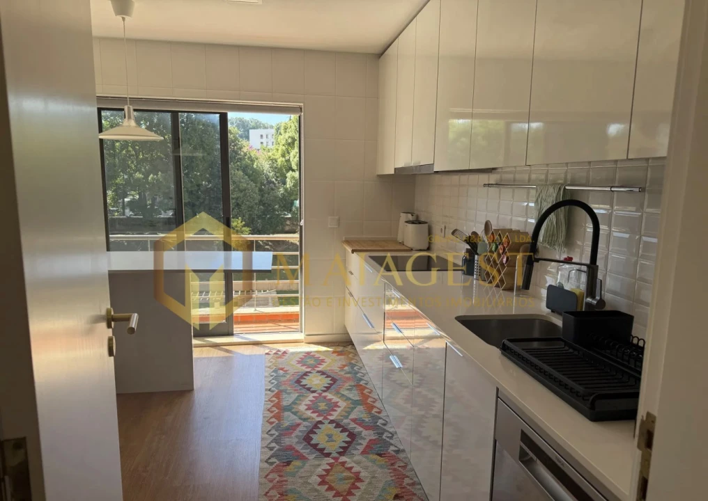 Apartamento T3 para Venda em Pedroso e Seixezelo Foto 2