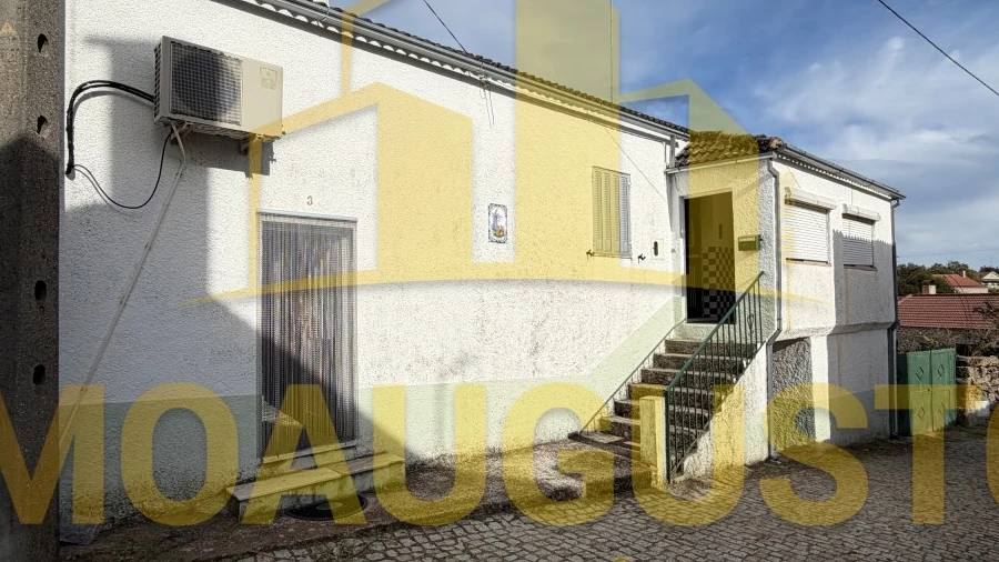Moradia T4 para Venda em Lajeosa e Forcalhos