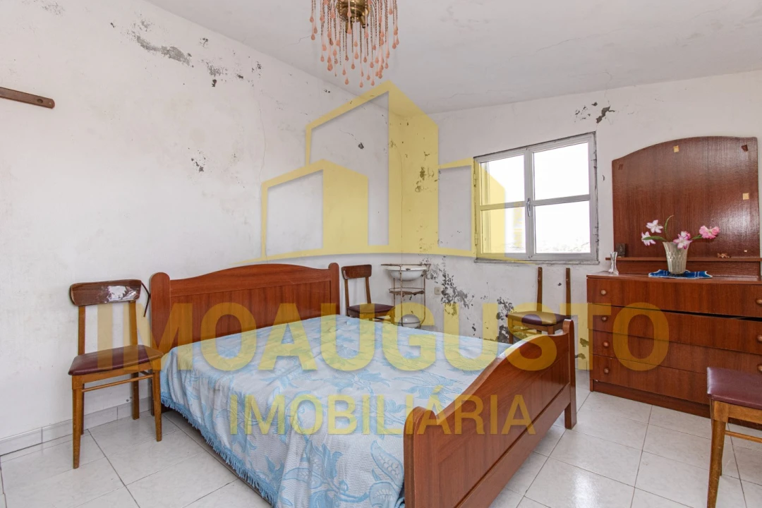 Moradia T2 para Venda em Seixo do Côa e Vale Longo Foto 11