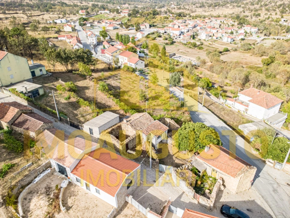 Moradia T2 para Venda em Seixo do Côa e Vale Longo Foto 19
