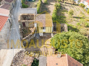 Moradia T2 para Venda em Seixo do Côa e Vale Longo
