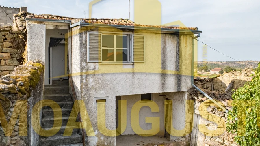 Moradia T2 para Venda em Seixo do Côa e Vale Longo