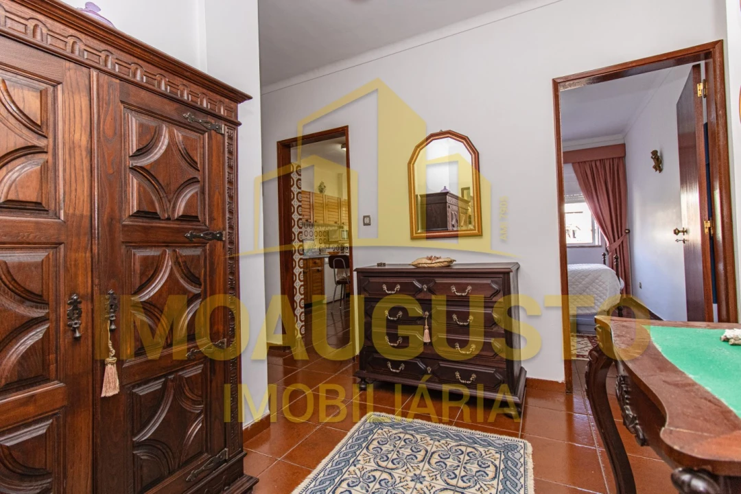 Apartamento T2 para Venda em Guarda Foto 3