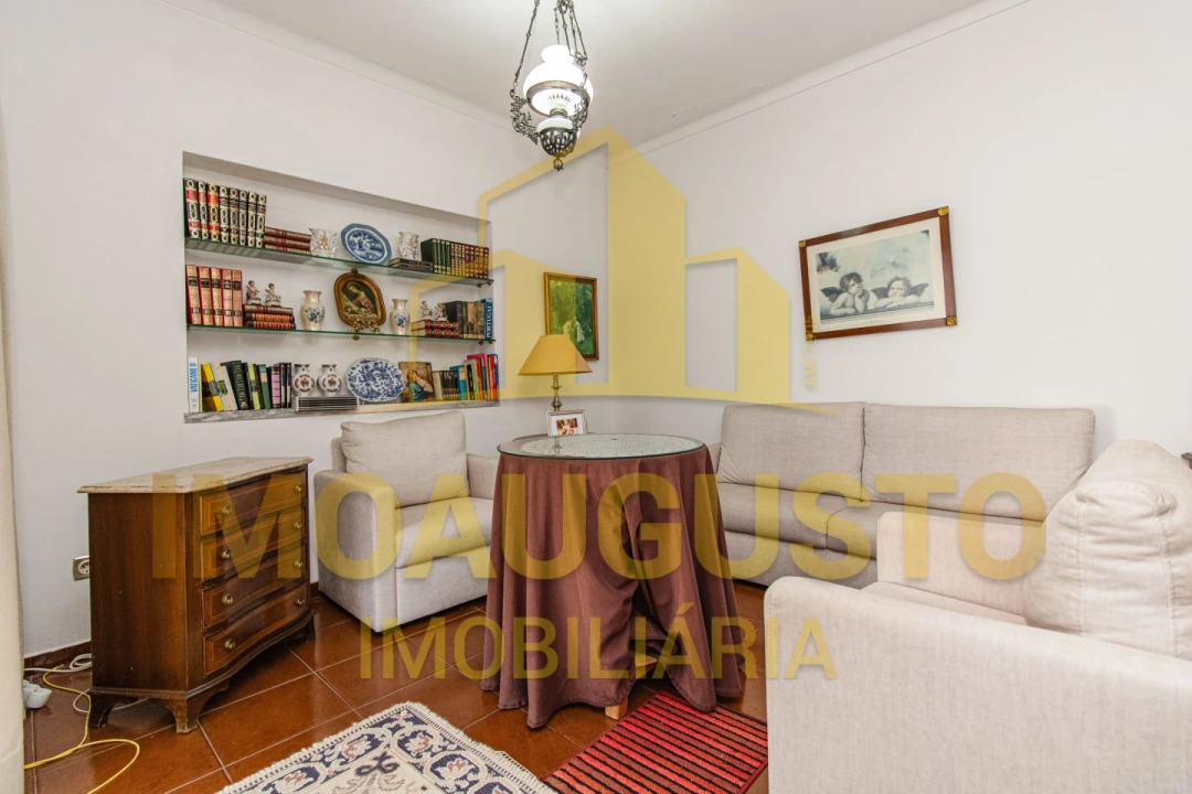 Apartamento T2 para Venda em Guarda Foto 5