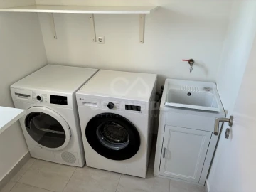 Moradia T4 para Venda em Carcavelos e Parede