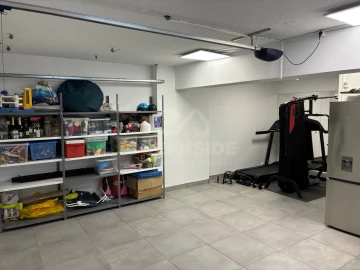Moradia T4 para Venda em Carcavelos e Parede