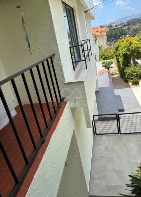 Moradia T4 para Venda em Carcavelos e Parede