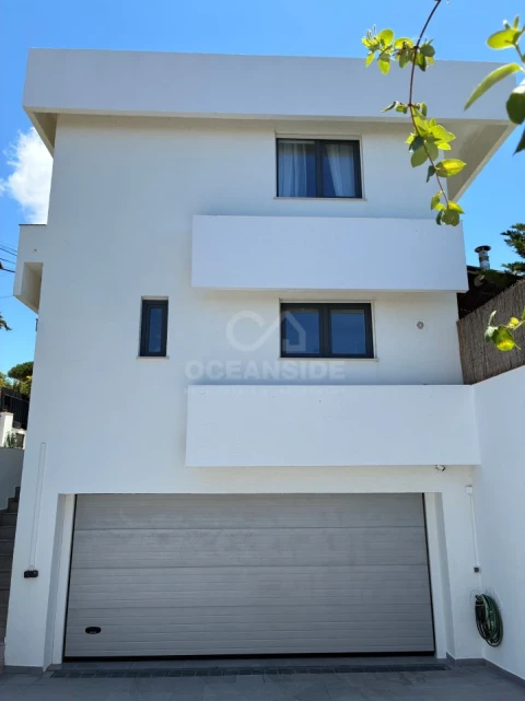 Moradia T4 para Venda em Carcavelos e Parede