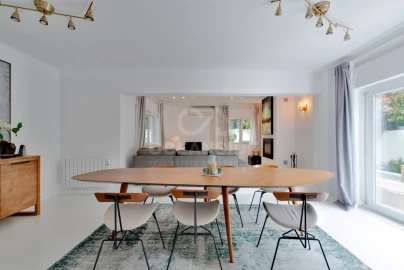 Moradia T4 para Venda em Carcavelos e Parede