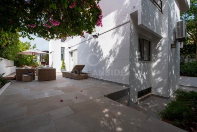 Moradia T4 para Venda em Carcavelos e Parede