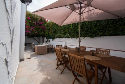 Moradia T4 para Venda em Carcavelos e Parede