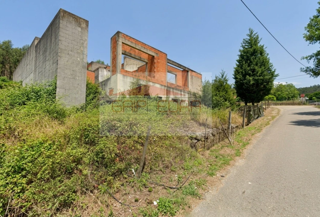 Moradia T2 para Venda em Macinhata do Vouga Foto 2