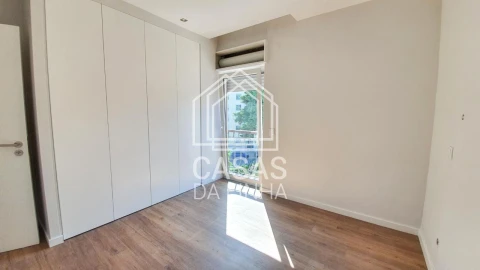 Apartamento T1 para Arrendamento em Carcavelos e Parede