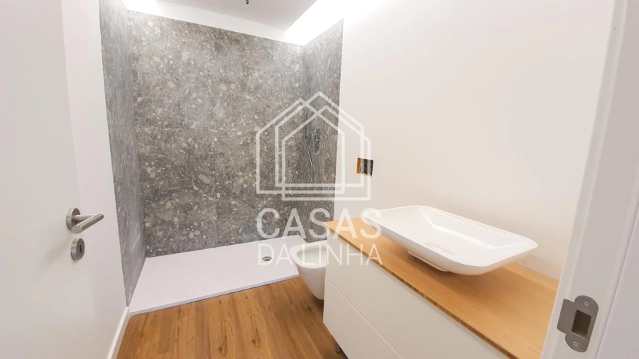 Apartamento T1 para Arrendamento em Carcavelos e Parede Foto 4