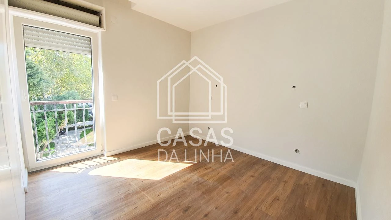 Apartamento T1 para Arrendamento em Carcavelos e Parede Foto 6