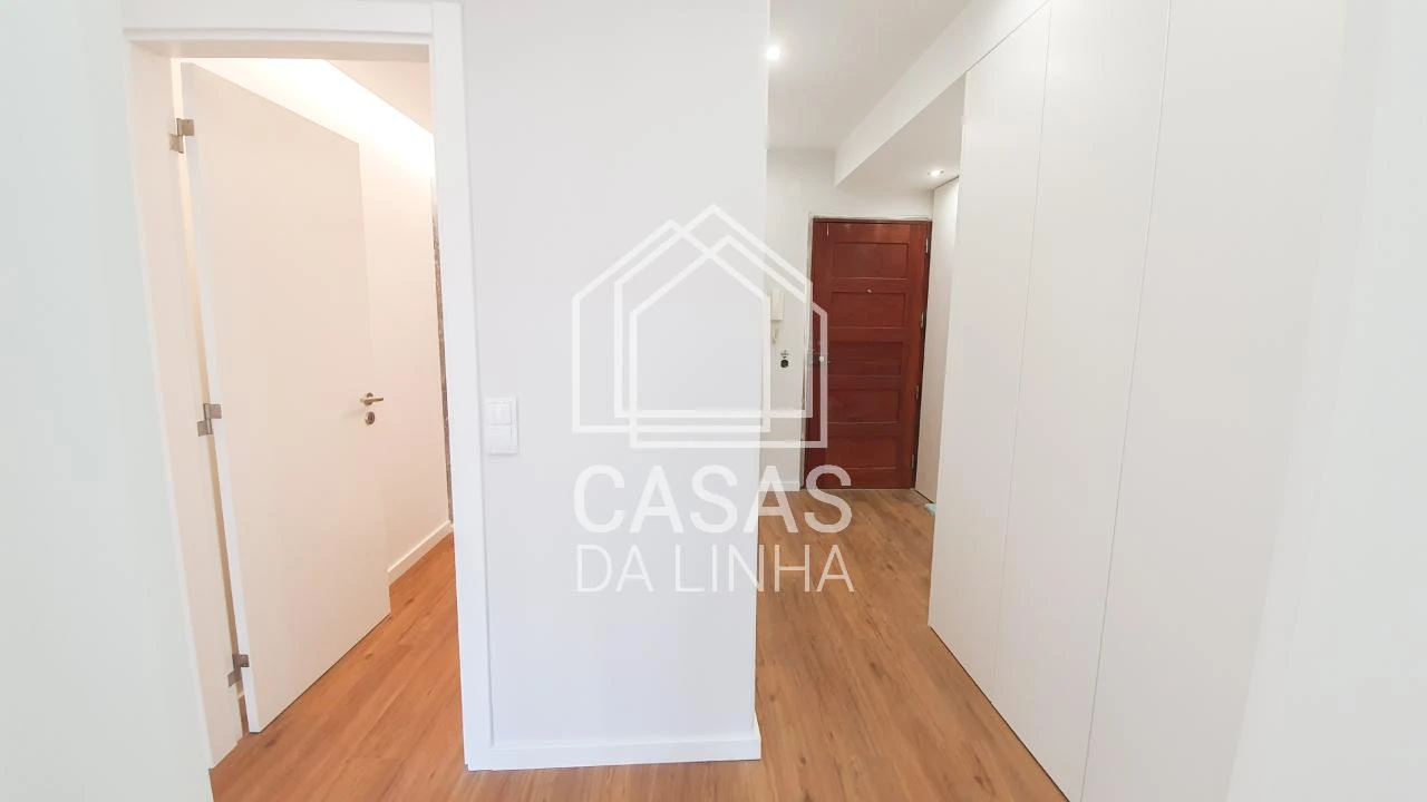 Apartamento T1 para Arrendamento em Carcavelos e Parede Foto 9