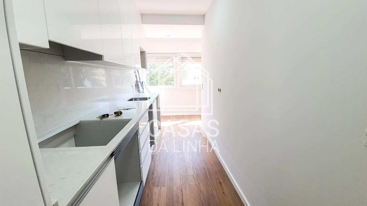 Apartamento T1 para Arrendamento em Carcavelos e Parede Foto 12