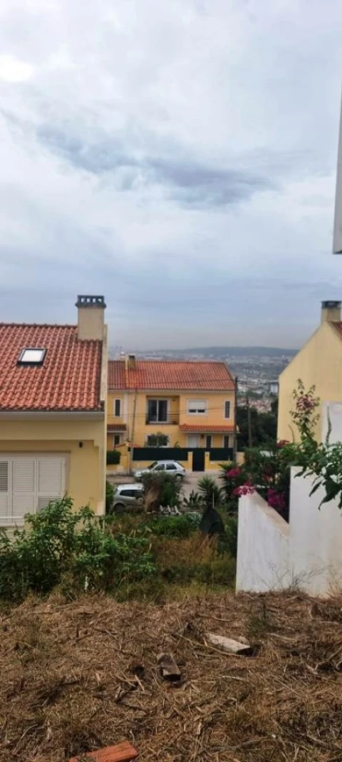 Terreno para Venda em Ramada e Caneças