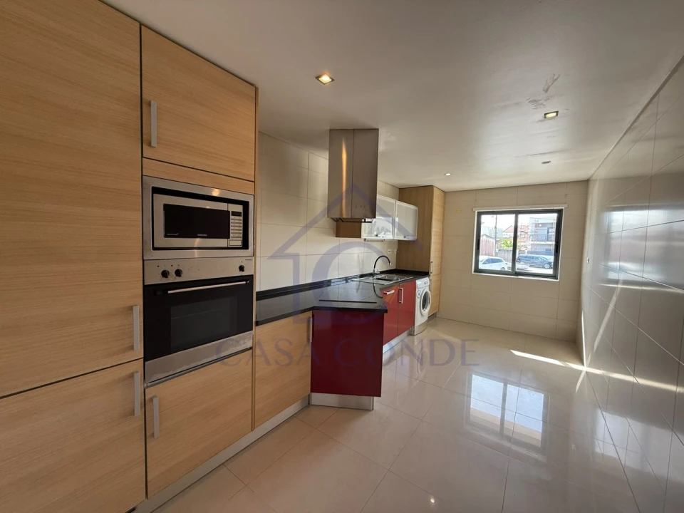 Apartamento T2 para Venda em Fernao Ferro Foto 1