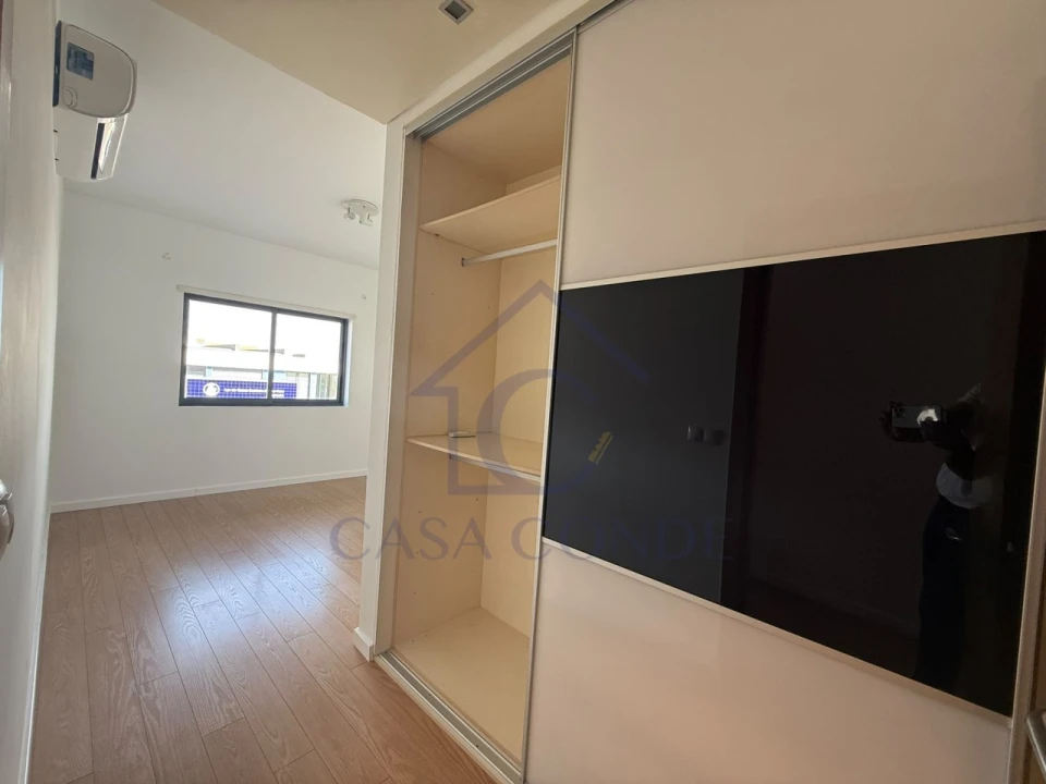 Apartamento T2 para Venda em Fernao Ferro Foto 5